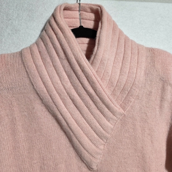VINTAGE SCOTTISH PINK LAMBSWOOL ANGORA SHAWL COLLAR SWEATER SZ L - Picture 3 of 7